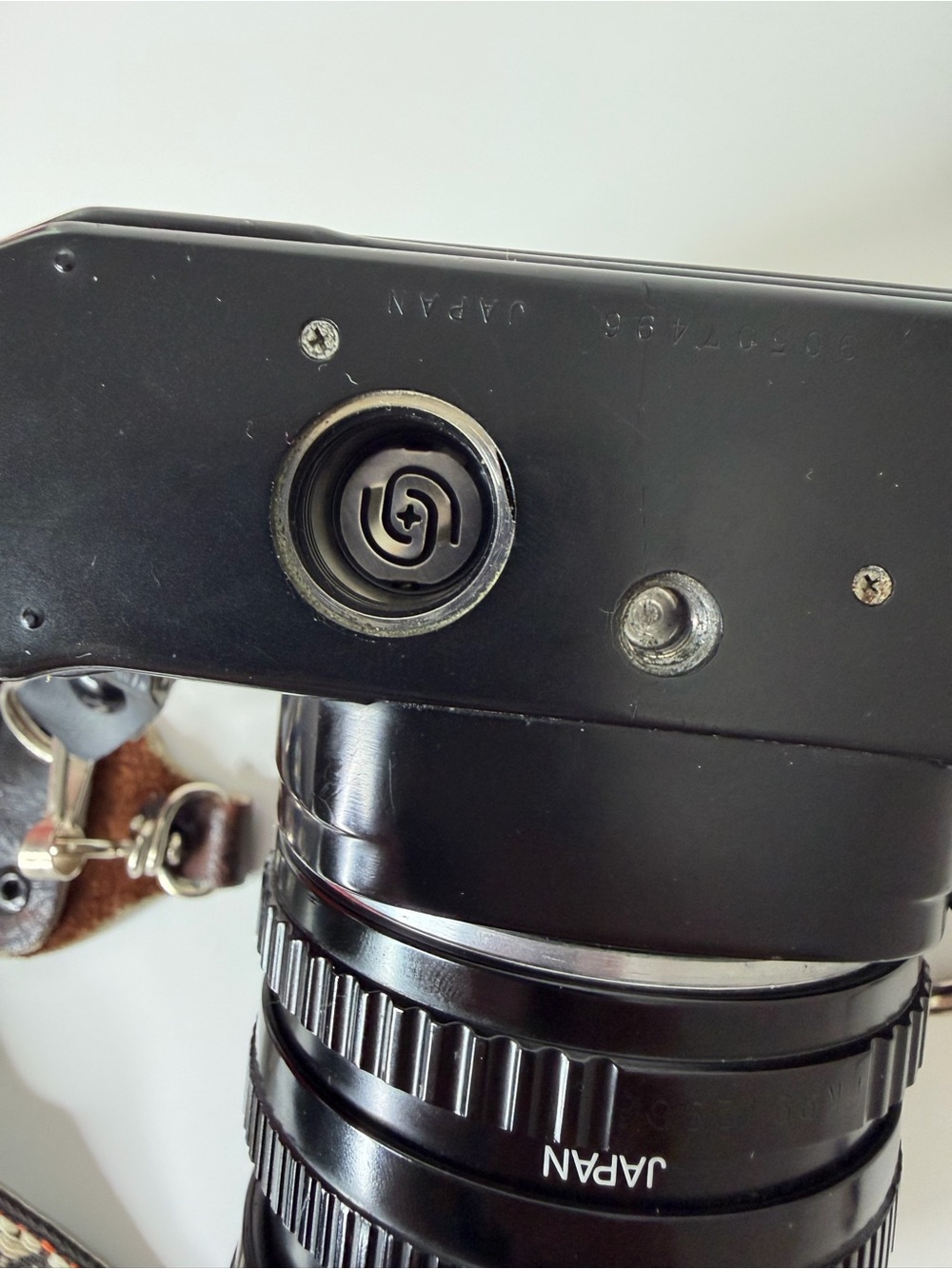 Vintage Vivitar V2000 SLR Film Camera 35-70mm f/3.5-4.8 Macro Lens working - Picture 13 of 14